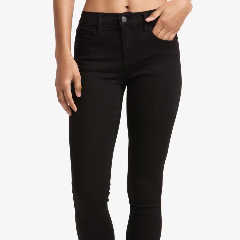 Lolë 7/8 Skinny Jeans